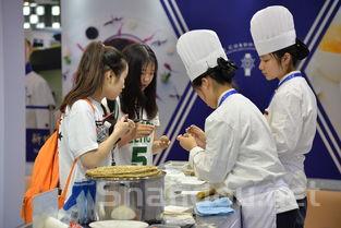 餐饮连锁加盟展会，餐饮连锁加盟展会方案